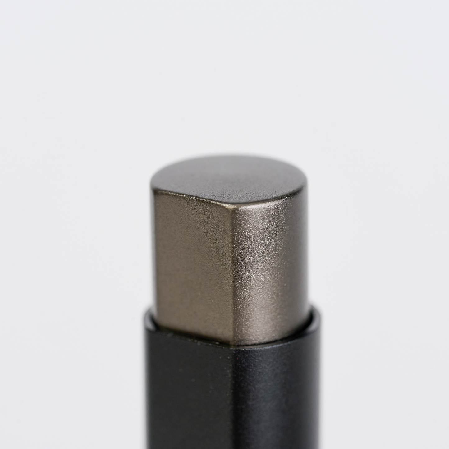 BLACKWING ローラーボールペン