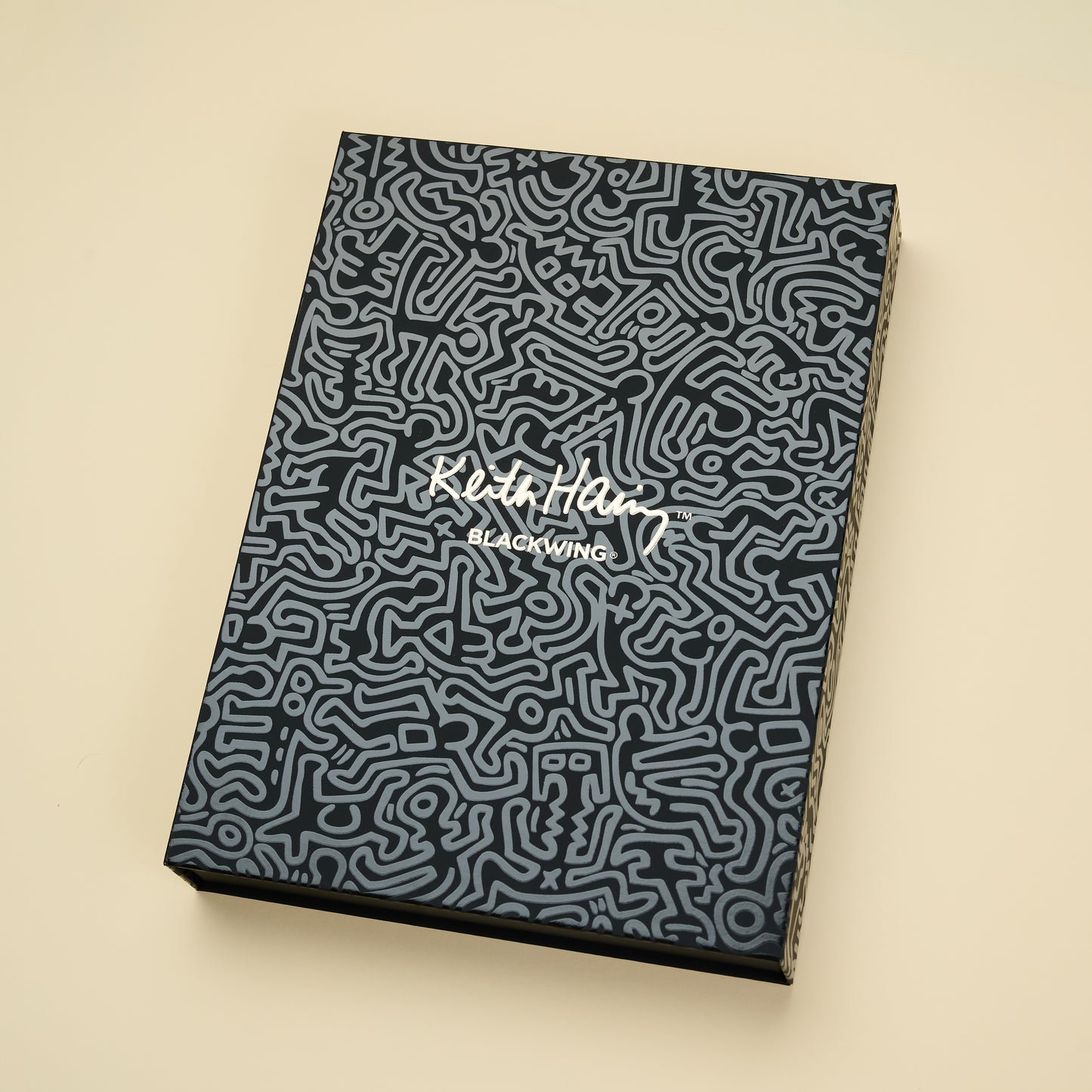 【限定品】 BLACKWING VOL.292 キース ヘリング スマイリングハート ギフトセット